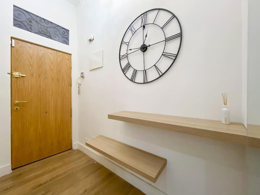 New Lavapies Spacious Flat, 2 Bedrooms And 2 Balconies Мадрид Екстериор снимка